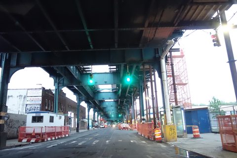 Jamaica Avenue under the elevated